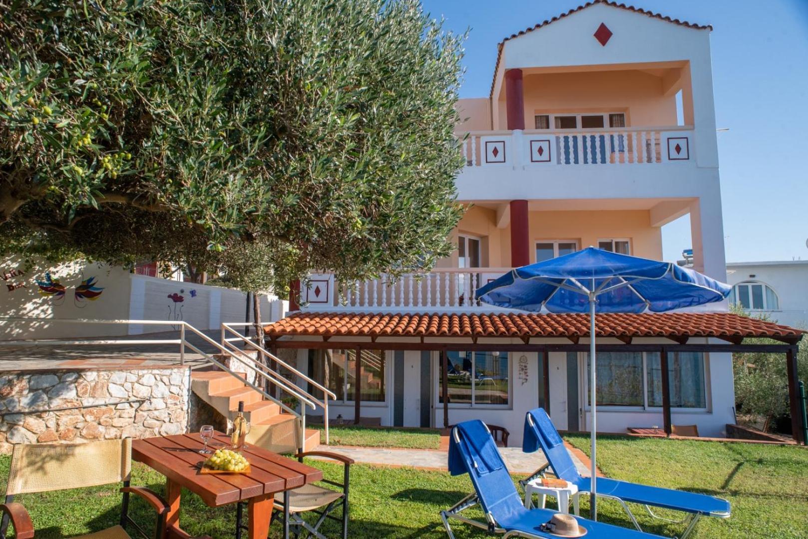 Villa Dina Apartments Almirida Extérieur photo